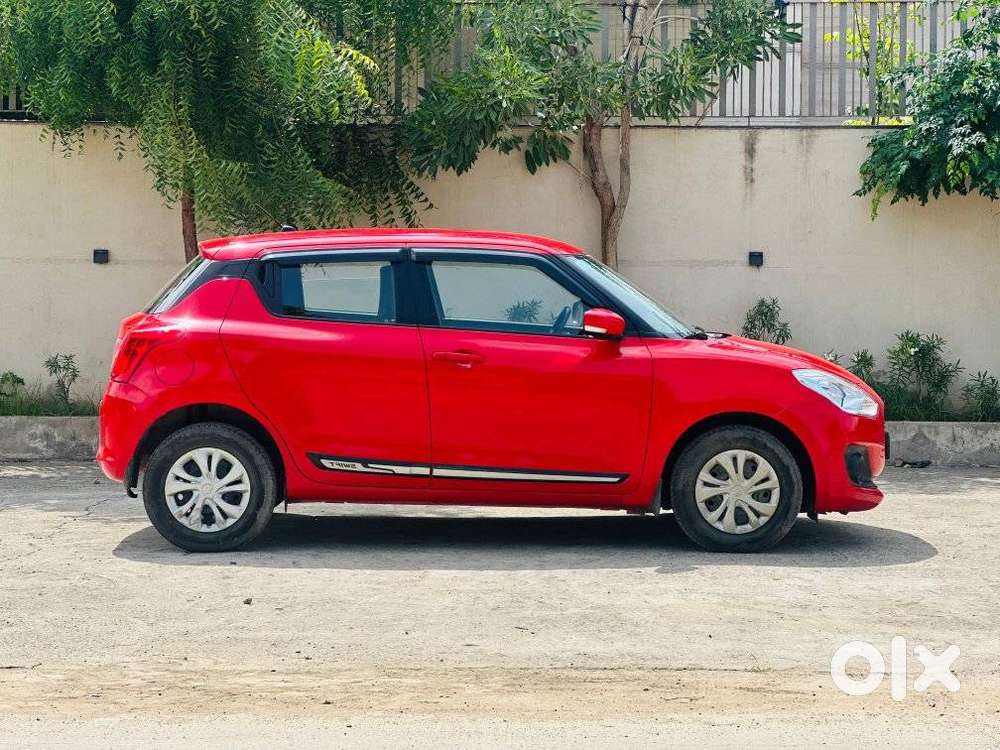 Maruti Suzuki Swift Vxi + Manual, 2019, Petrol
