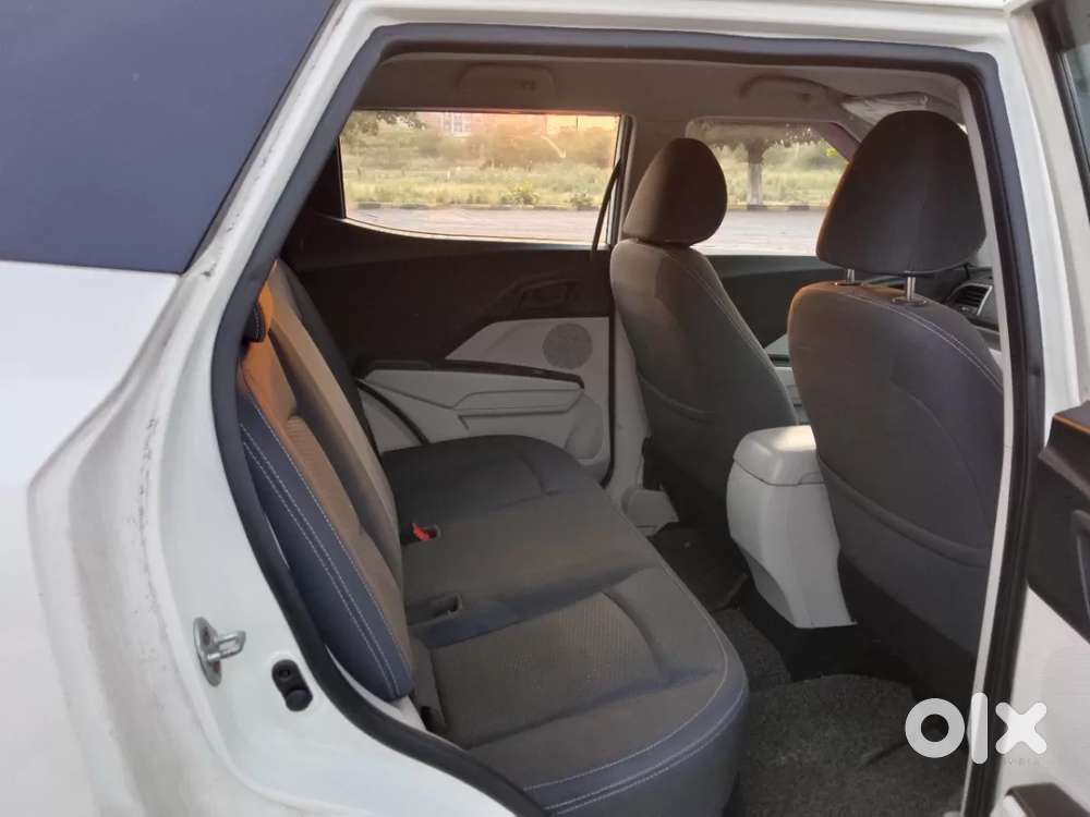Mahindra Xuv300 W6 Amt Diesel, 2020, Diesel