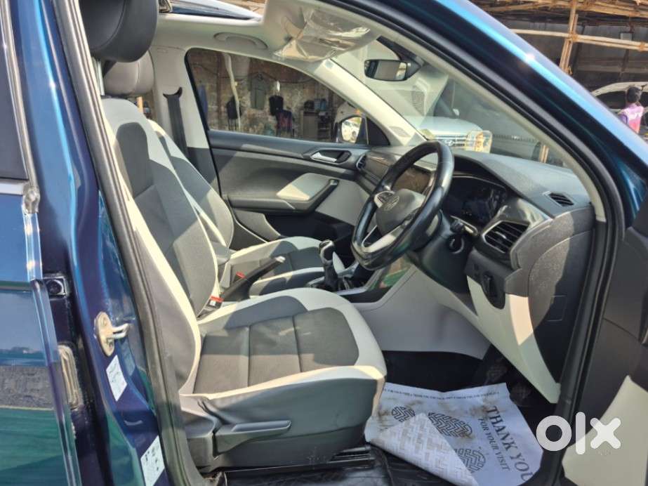 Volkswagen Taigun Topline 1.0 Tsi Mt (electric Seats), 2023, Petrol