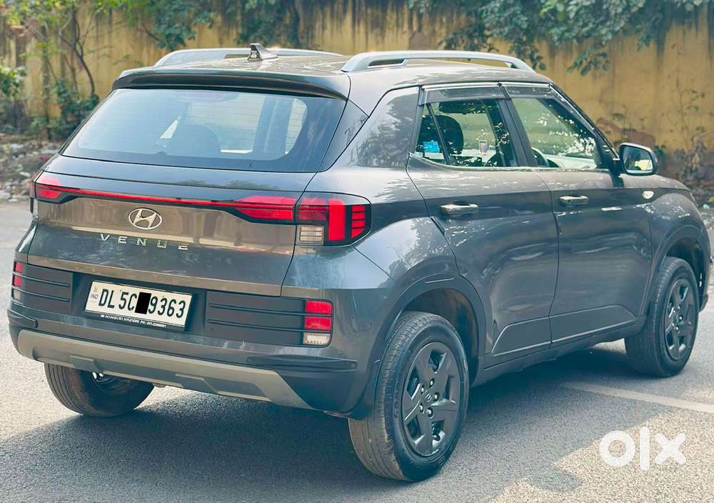 Hyundai Venue S Plus Mt 1.2 Kappa, 2023, Petrol