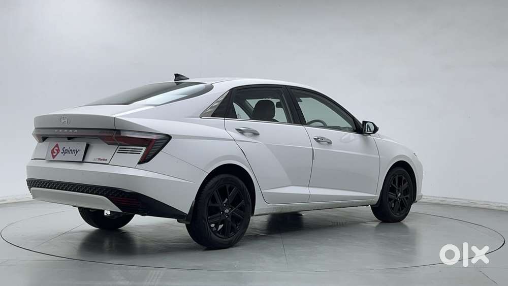 Hyundai Verna 1.5 Sx Turbo Petrol Mt, 2023, Petrol