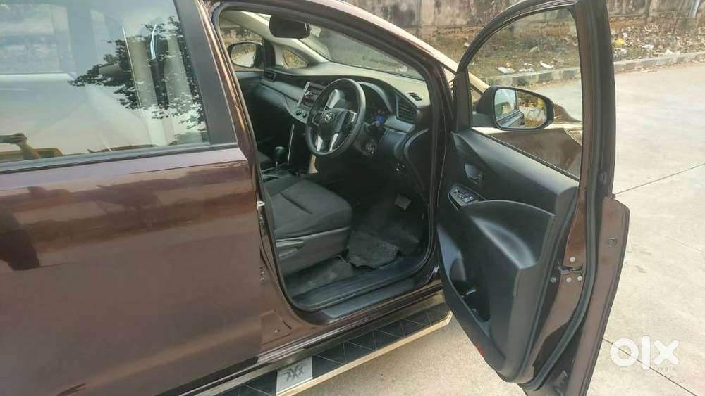 Toyota Innova Crysta 2.8 Gx At, 2016, Diesel