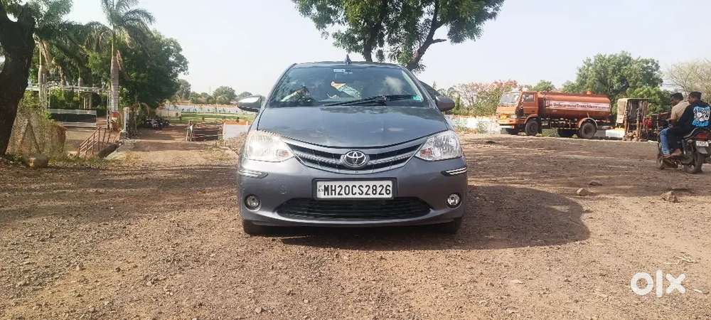 Toyota Etios Liva 2013 Diesel 100000 Km Driven