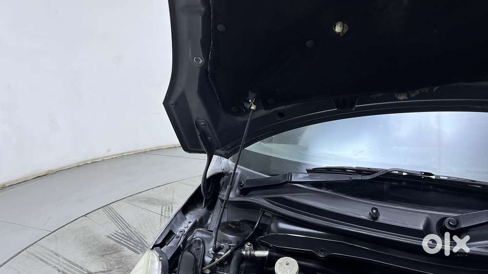 Maruti Suzuki Swift Vvt Vxi, 2015, Petrol