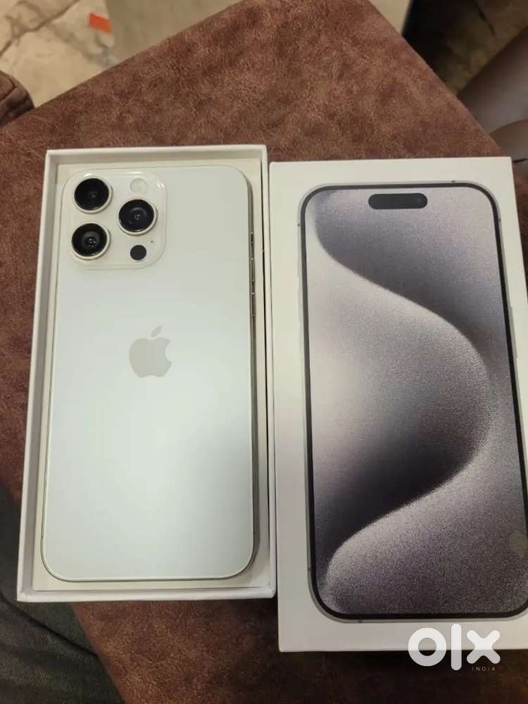 APPLE IPHONE 15PROMAX SILVER COLOR 256GB BOX PACK ACCESSORIES ALSO INC