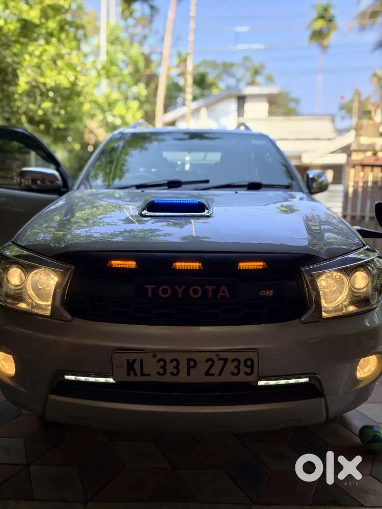 Toyota Fortuner 2011 Diesel Well Maintained