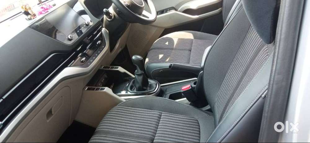 Kia Carens Prestige For Sale