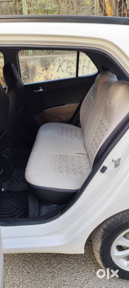 Hyundai Grand I10 Asta Automatic 1.2 Kappa Vtvt, 2015, Petrol