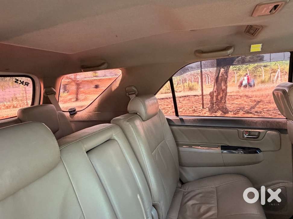 Toyota Fortuner 2011-2016 4x2 At, 2012, Diesel