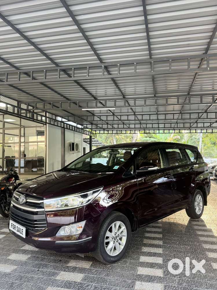 Toyota Innova Crysta 2.8 Gx At 8s, 2016, Diesel
