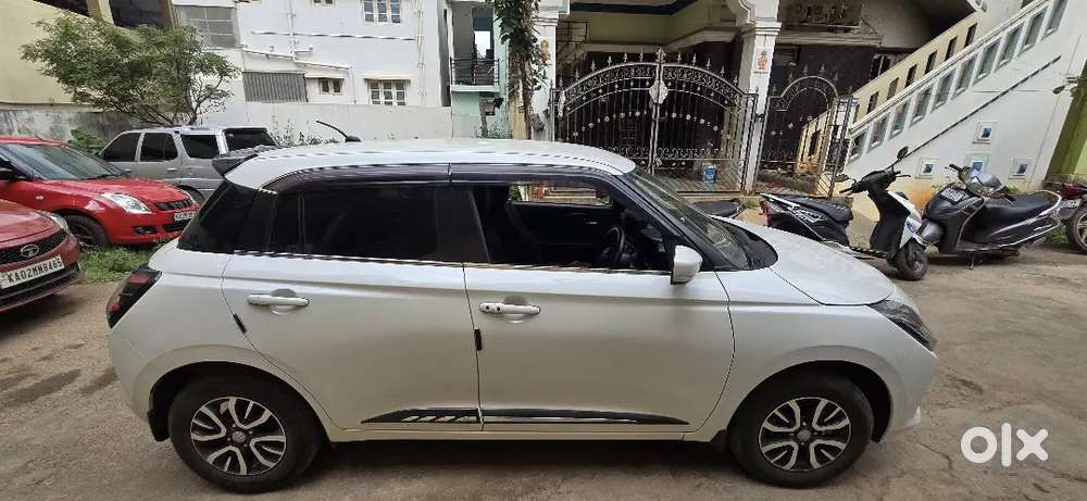 Maruti Suzuki Swift Vxi 2025