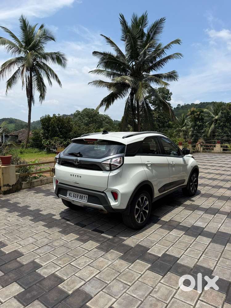 Tata Nexon 1.2 Revotron Xz Plus (s), 2020, Petrol