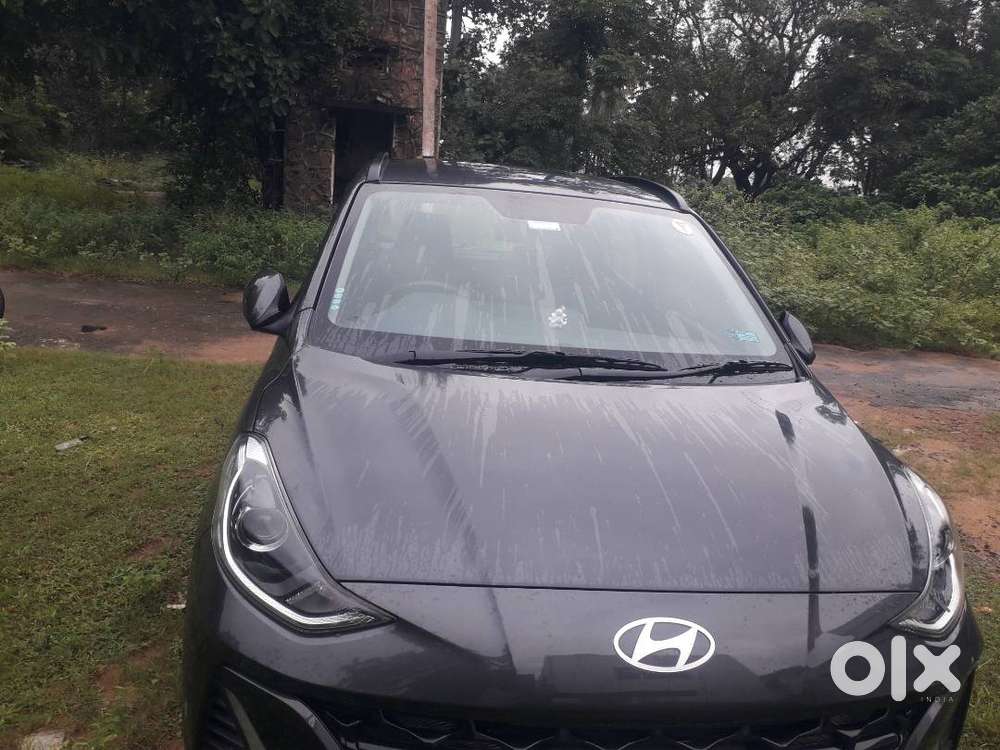 6air Bags, Doctor Used Car, Well Maintain, Grey Colour