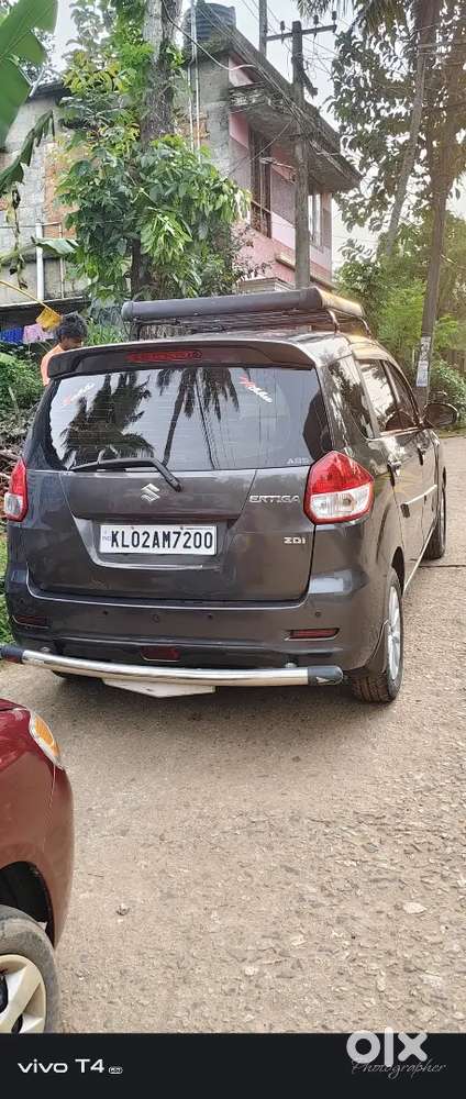 Maruti Suzuki Ertiga 2012