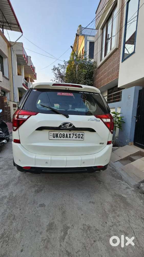 Mahindra Xuv500 2021 Diesel 76000 Km Driven With Company Records