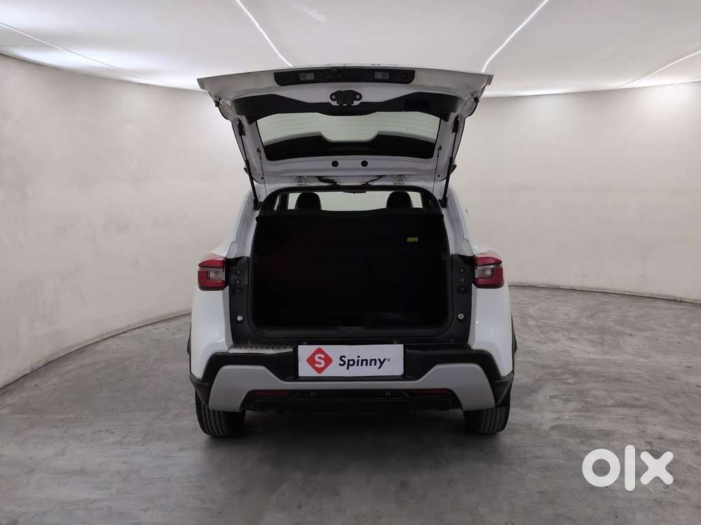 Nissan Magnite Xv Turbo, 2022, Petrol