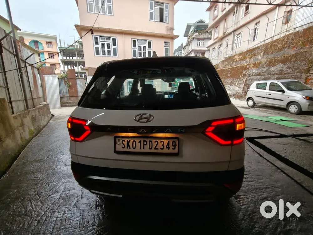 Hyundai Alcazar Diesel 2023 Car