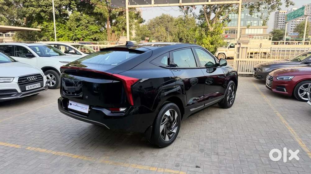 Mahindra Xev 9e Pack Two, 2025, Electric