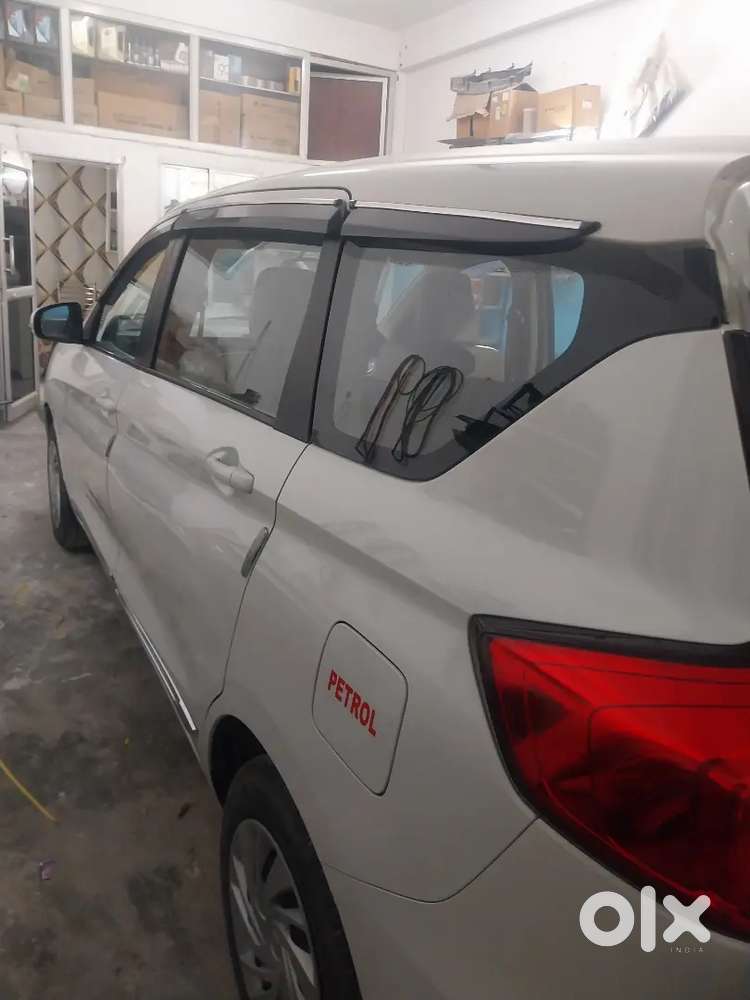 Maruti Suzuki Ertiga 2024 Cng & Hybrids 30000 Km Driven