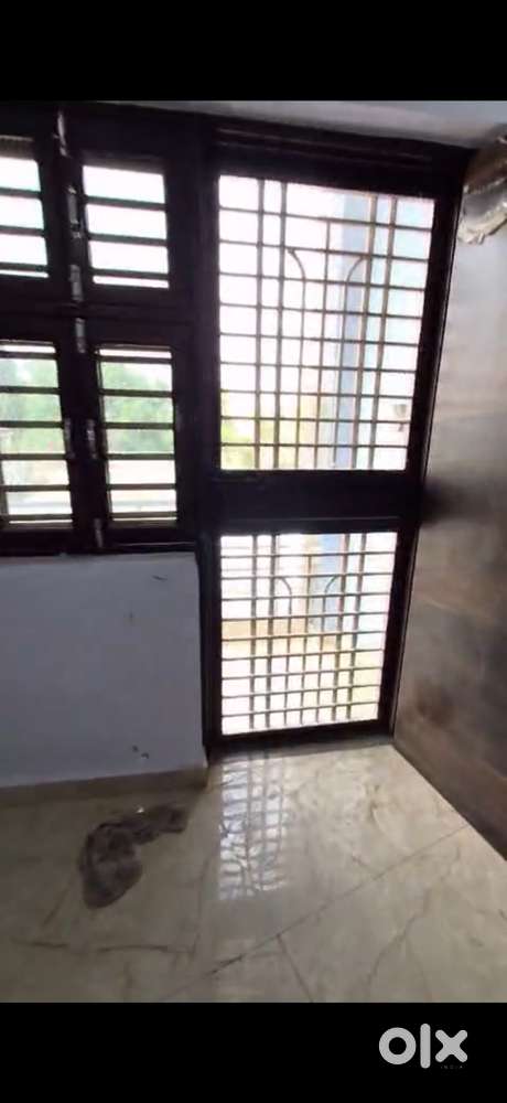 2 bhk flat for Rent near bus stop krishna vatika gopal nagar Najafgarh