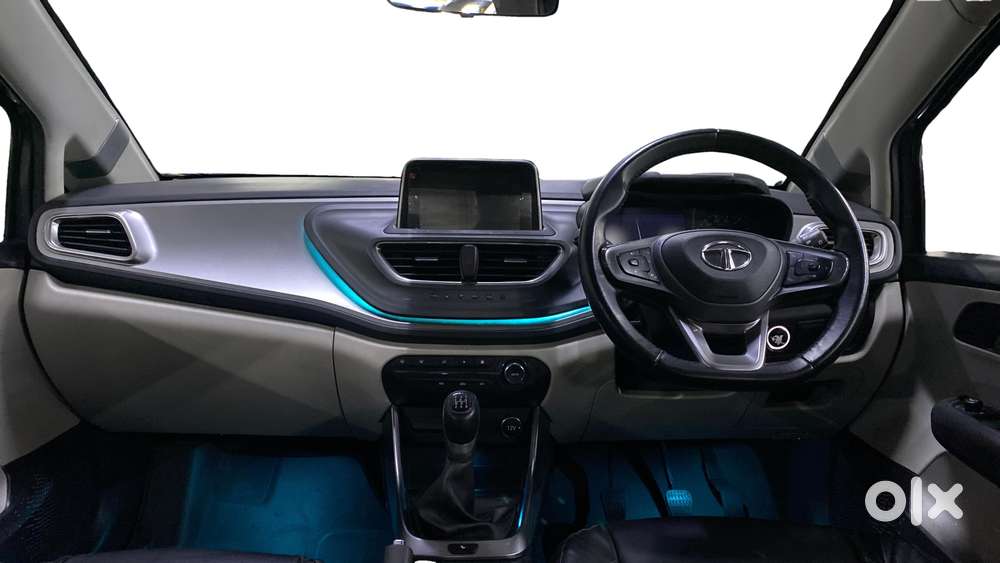 Tata Altroz Xz, 2021, Petrol