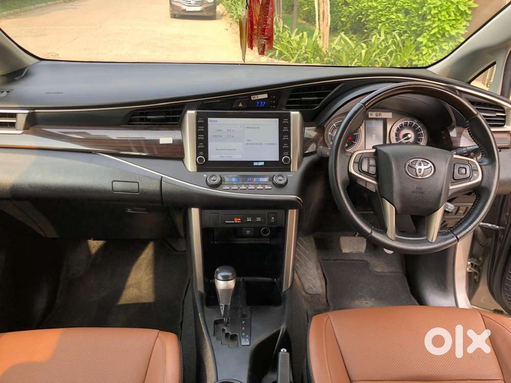Toyota Innova Crysta [ ] 2.4 Zx At 7 Str, 2022, Diesel