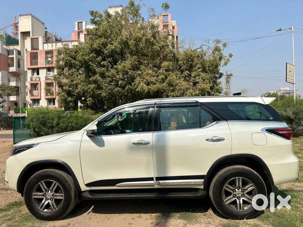 Toyota Fortuner 4x2 At 2.8 Diesel, 2021, Diesel
