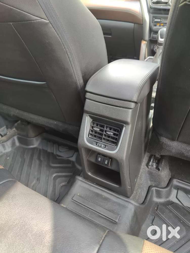 Toyota Urban Cruiser Hyryder 1.5 V Hybrid, 2023, Petrol