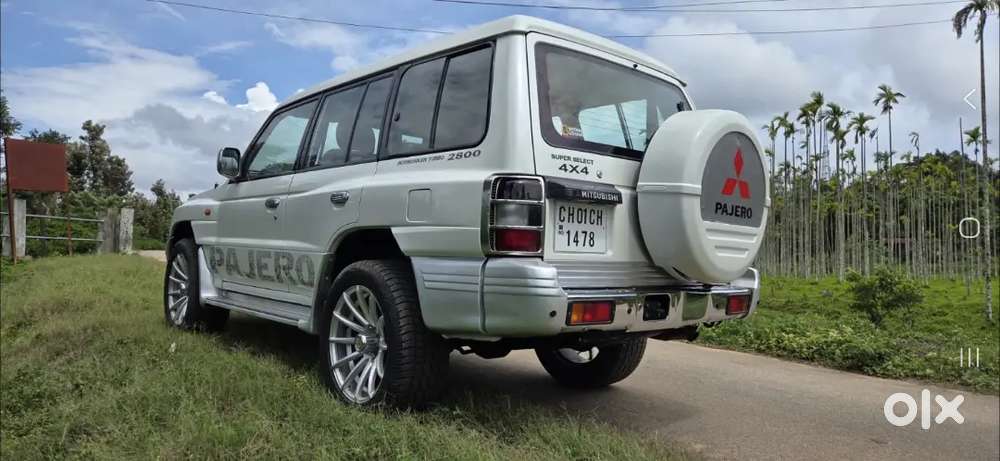 Mitsubishi Pajero 2012 Diesel 111000 Km Driven