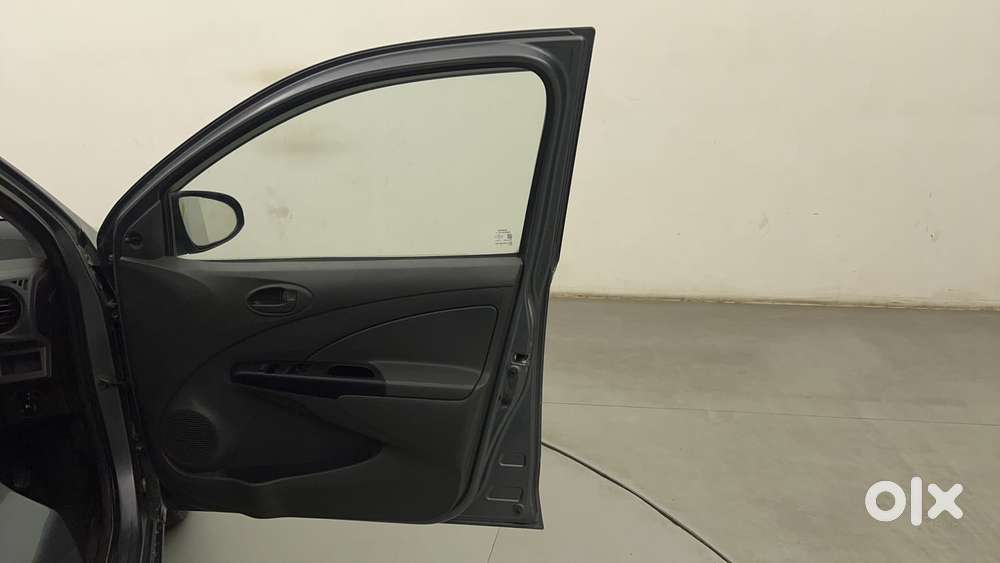 Toyota Etios Liva 1.2 G, 2013, Petrol