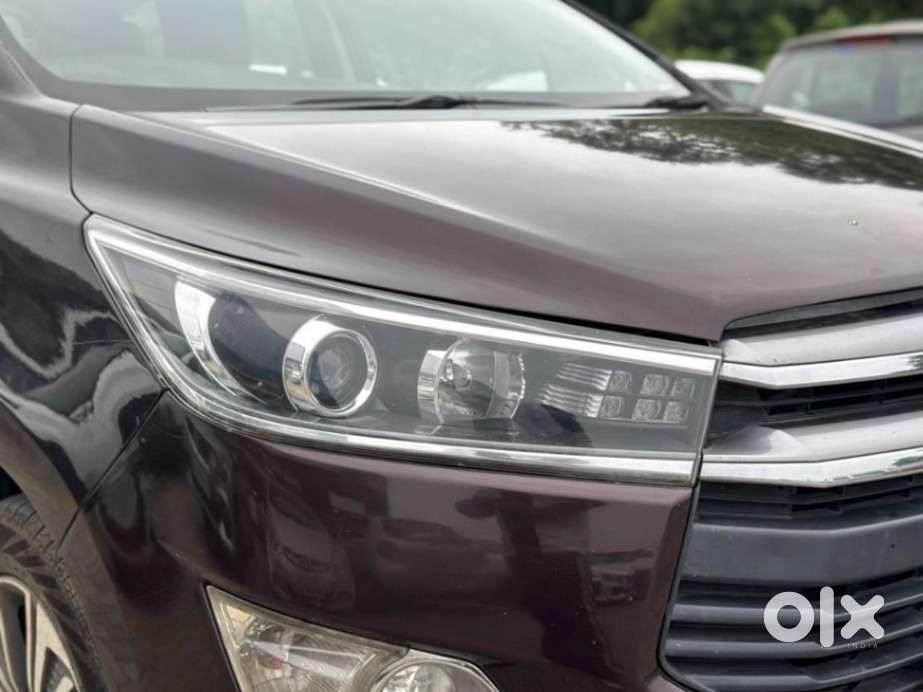 Toyota Innova Crysta 2.4 Vx Mt, 2016, Diesel
