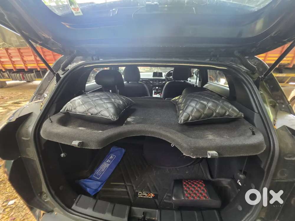 Tata Nexon Petrol 2023 Dark Edition