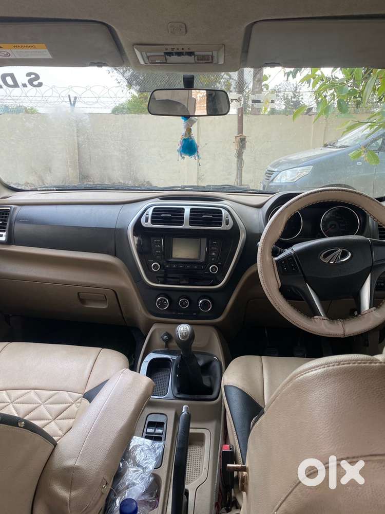 Mahindra Tuv 300 2015 Diesel Well Maintained