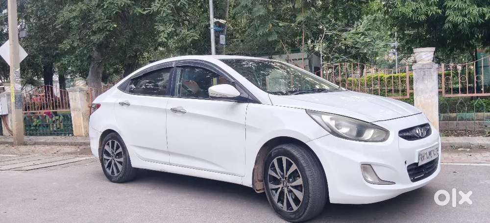 Hyundai Verna Diesel Manual 2012
