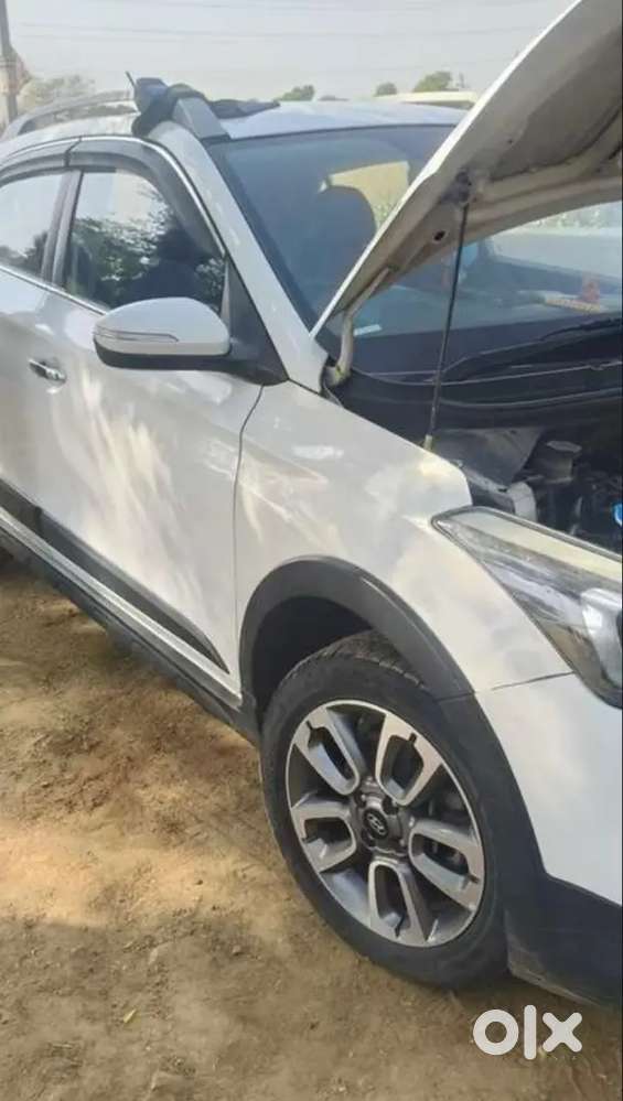 Hyundai I20 Active 2016 Petrol Well Maintained