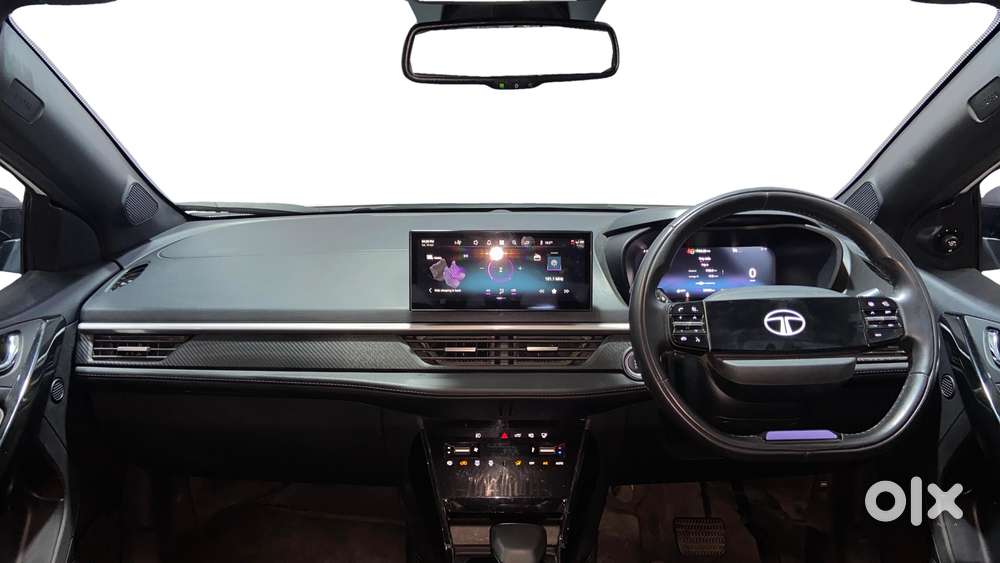 Tata Nexon Fearless Plus S Purple 1.5 Revotorq Diesel 6amt Dual Tone..