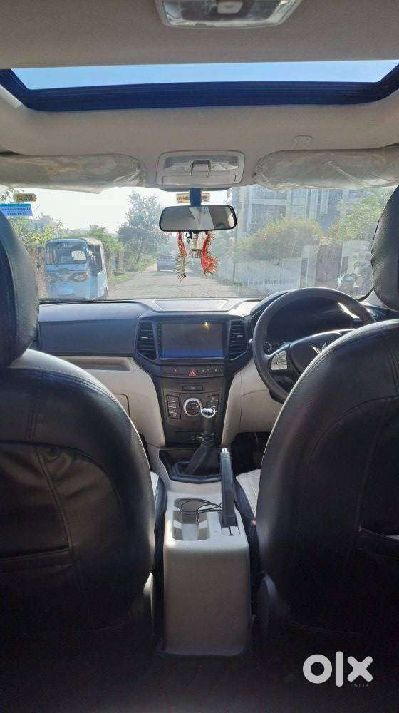 Mahindra Xuv300 W6, 2023, Petrol