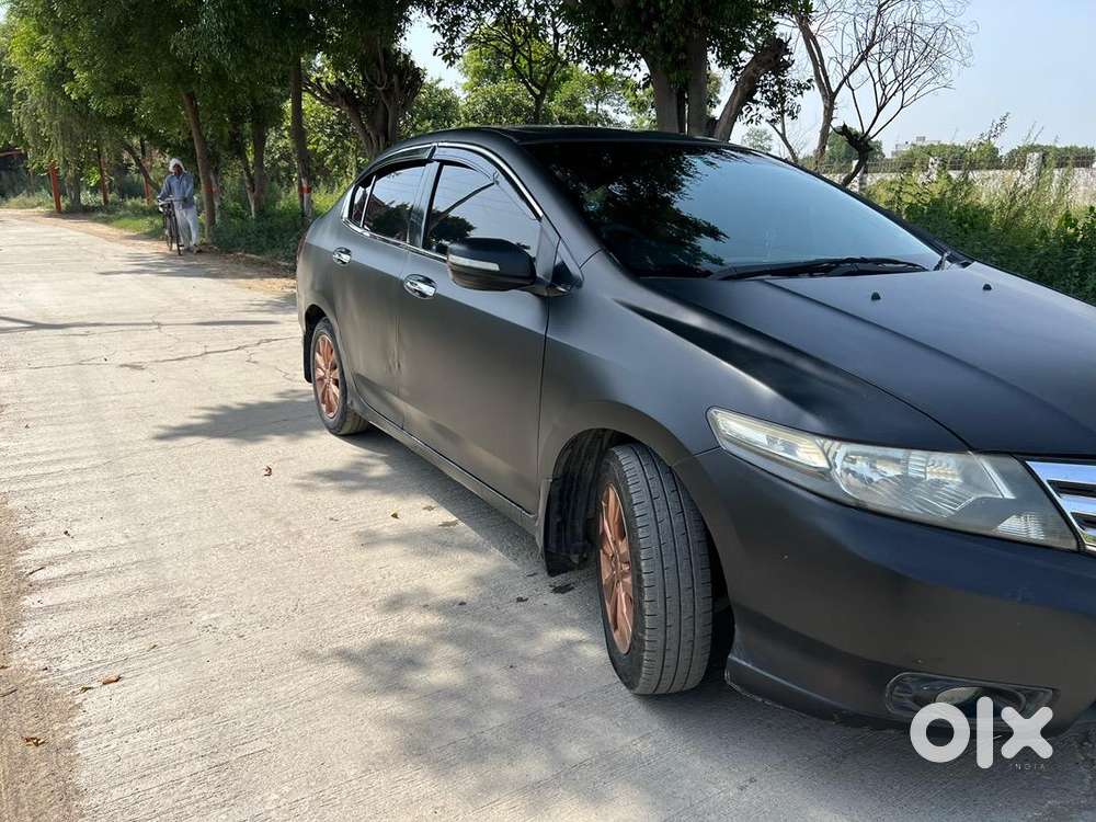Honda Hybrid Car 2012