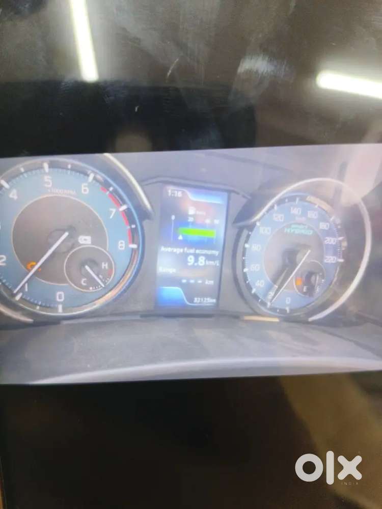 Maruti Suzuki Ertiga 2023 Cng & Hybrids 32018 Km Driven