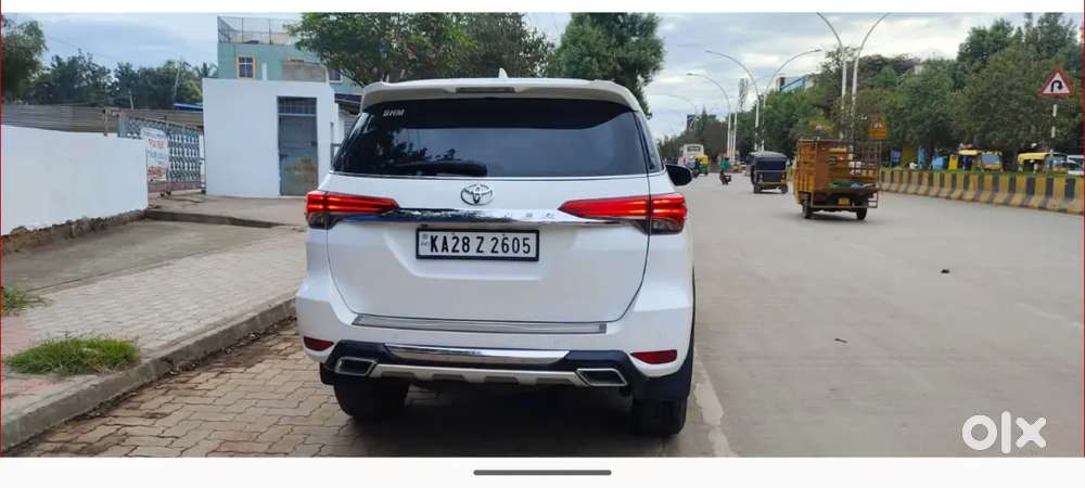 Toyota Fortuner 2021 Diesel 105000 Km Driven