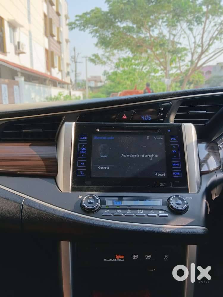 Toyota Innova Crysta 2.8 Z, 2016, Diesel