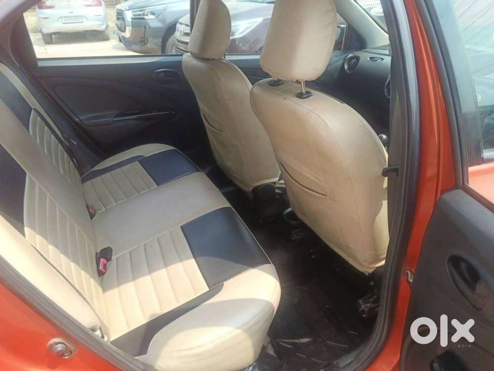 Toyota Etios Cross 1.2l G, 2017, Petrol