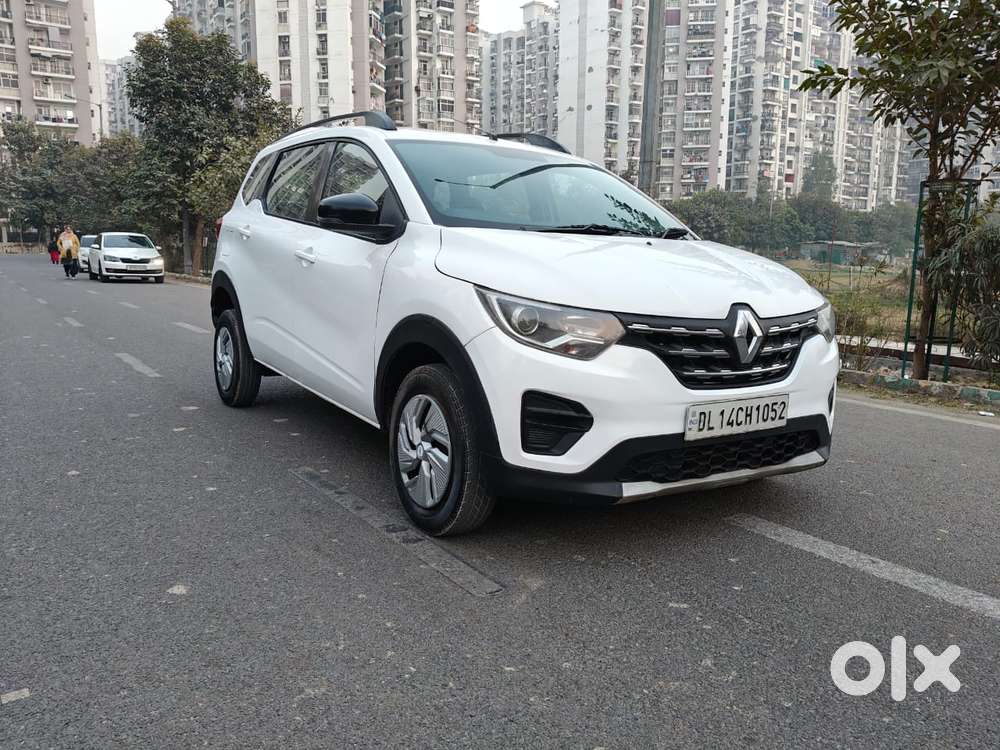 Renault Triber Rxt, 2023, Petrol