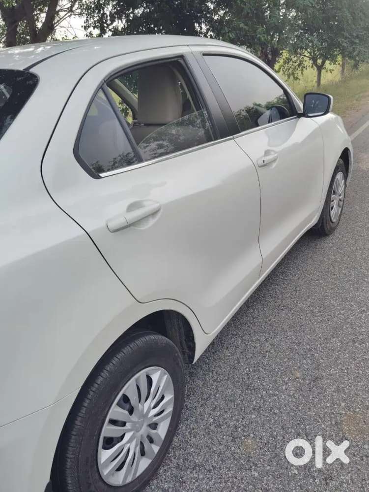 Maruti Suzuki Dzire 2022 Petrol 64000 Km Driven