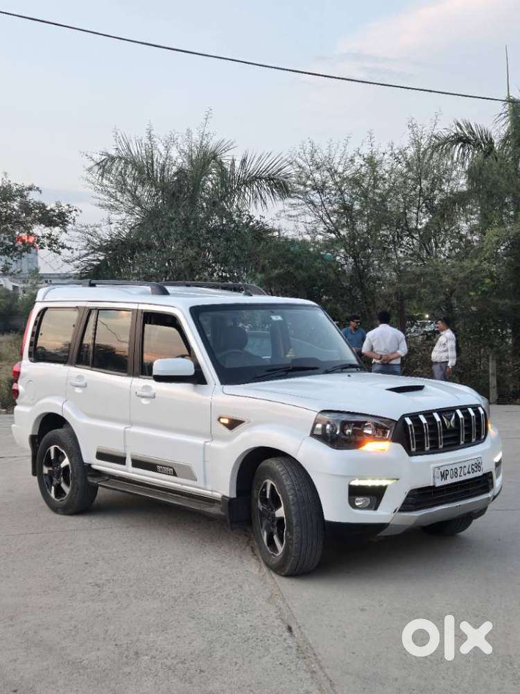 Mahindra Scorpio Classic 2.2 S 11 Mt 7 Str, 2023, Diesel