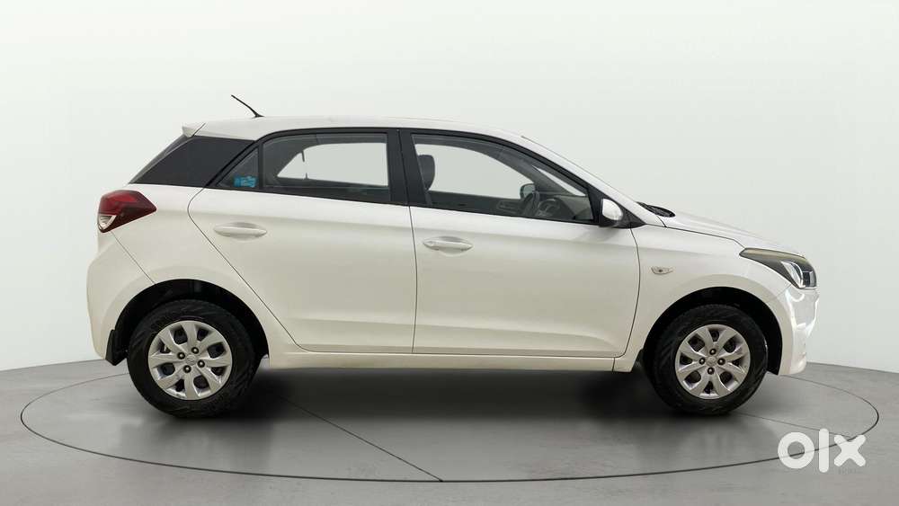 Hyundai Elite I20 Magna 1.4 At, 2017, Petrol