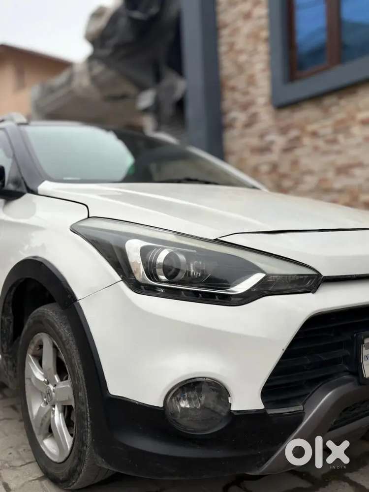 Hyundai I20 Active 2015 Diesel 135000 Km Driven