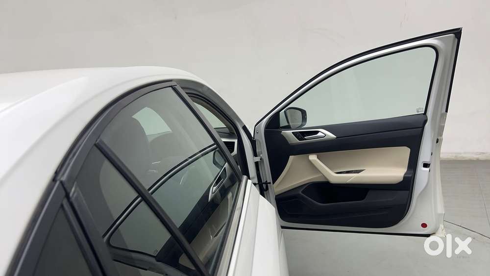 Volkswagen Virtus Highline Plus 1.0 Tsi At, 2022, Petrol