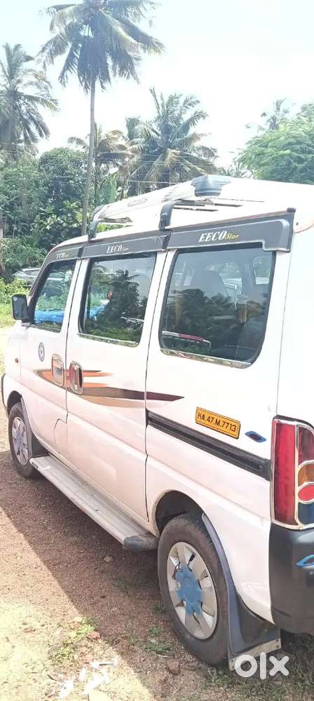 Maruti Suzuki Eeco Smiles 2018