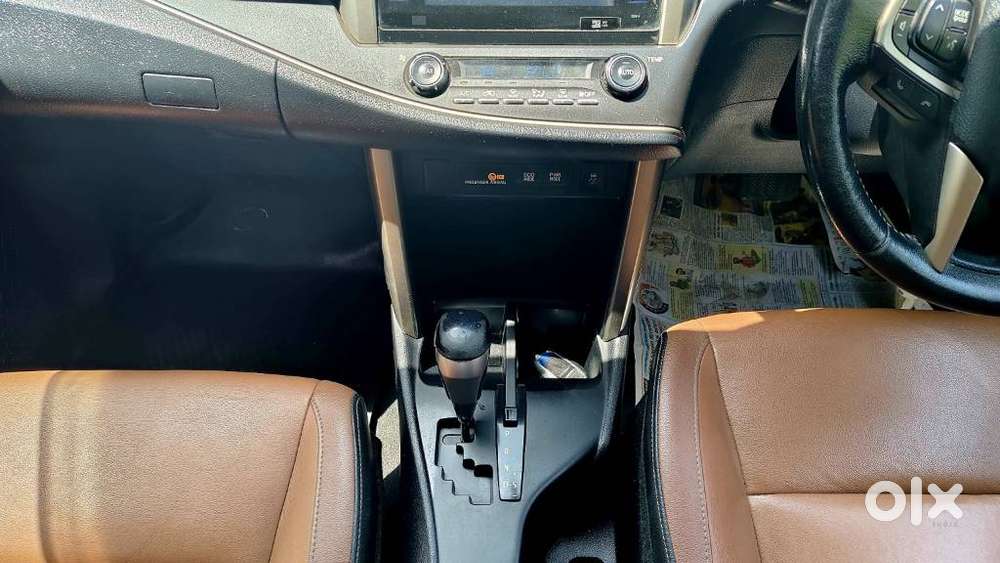 Toyota Innova Crysta 2.8z Automatic, 2017, Diesel